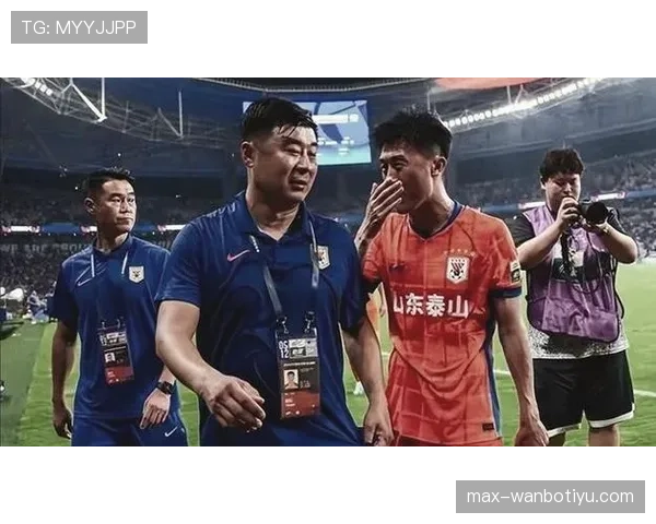 山东泰山防守体系崩坏，老将坐镇难掩整体混乱