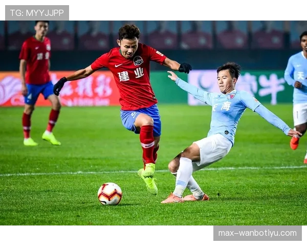 篮球比赛中脚踢球违例的判定规则与实战案例分析